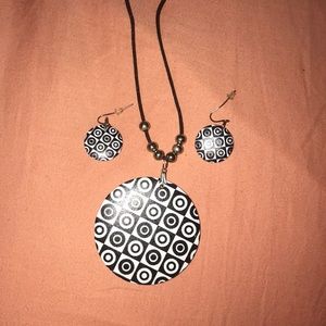 Earring and necklace set